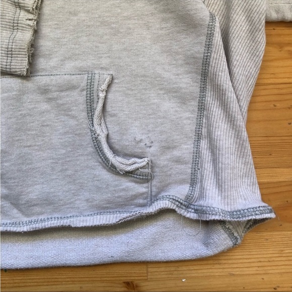 Tommy Jeans Distressed Sweatshirt - Picture 8 of 9